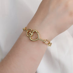 Gold Plated Paper Clip Heart Lock Bracelet